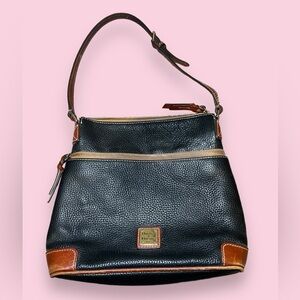 Vintage Dooney & Bourke CLAREMONT Cross Body Pebbled
Leather Purse